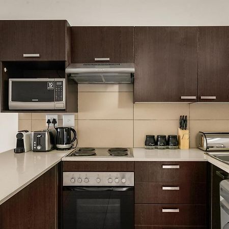 V&S Apartments - Immaculate Luxury Apartment In Fourways, Johannesburg Sandton Buitenkant foto