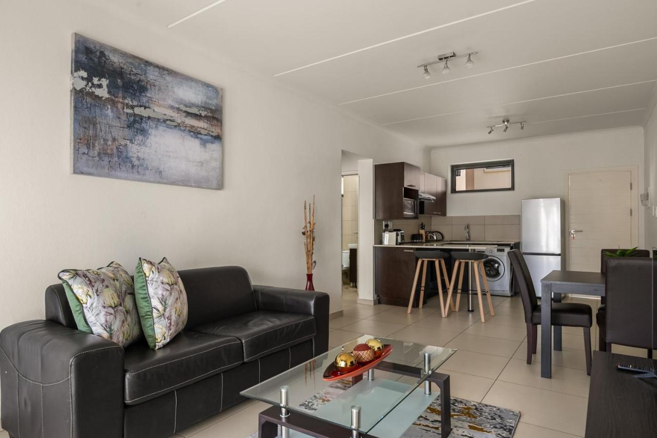 V&S Apartments - Immaculate Luxury Apartment In Fourways, Johannesburg Sandton Buitenkant foto